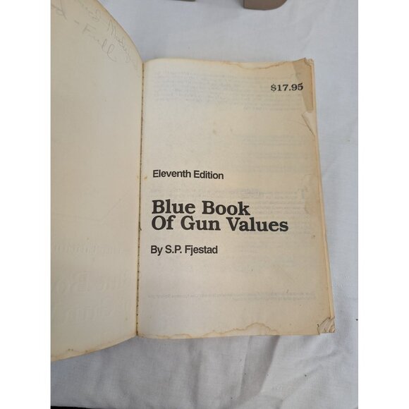 Blue Book of Gun Values Eleventh Edition by S.P. Fjestad Preowned - Picture 5 of 10